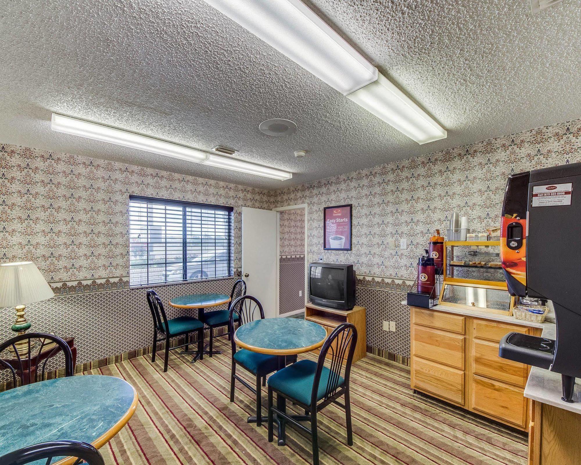 Econo Lodge Falfurrias Hwy 281 Kültér fotó