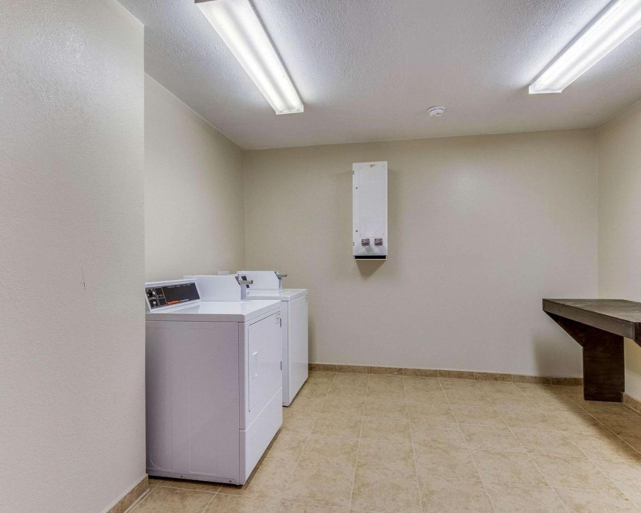 Econo Lodge Falfurrias Hwy 281 Kültér fotó